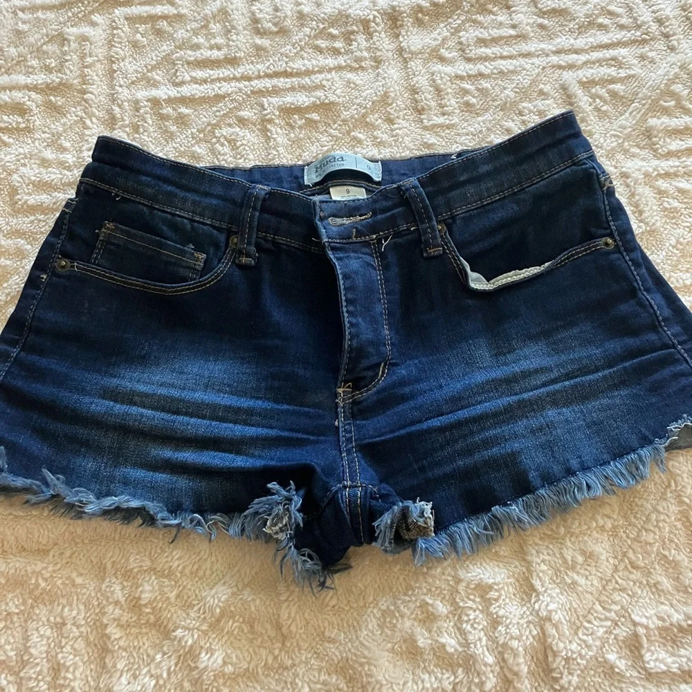 3/$25 - Dark wash shorts - Picture 5 of 5
